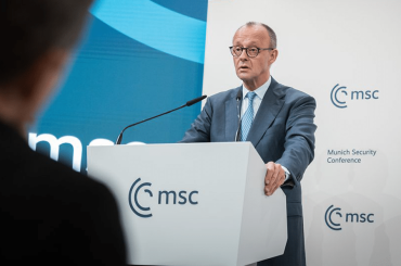 Das Wörterbuch der Kriegstüchtigkeit – Sonderausgabe: Friedrich Merz auf der Münchner Sicherheitskonferenz 2026