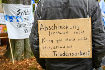 Die Bomben, die die Schädel der Toten blank polieren