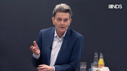 Frieden gestalten: Rolf Mützenich über Rüstungskontrolle, Diplomatie und europäische Sicherheit