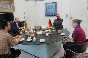 „Mit Kriegstreibern haben wir nichts zu bereden.“