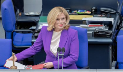 Deutsche Politiker fallen auf Phishing rein und rufen: “Der Russe war’s!”