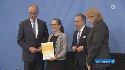 Rentenkommission präsentiert einen 33-fachen stacheligen Rentenstrauß – Kern: Die Renten-Konterreformen gehen weiter!