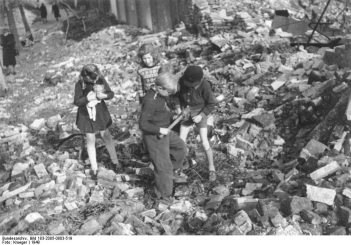 Leserbeiträge „Erinnerungen gegen den Krieg“ – Aufruf zum 8. Mai (23)