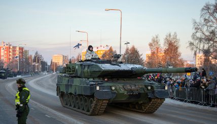 Finnland macht den Weg für Atomwaffen frei – Braucht die Welt nochmal eine Kuba-Krise?