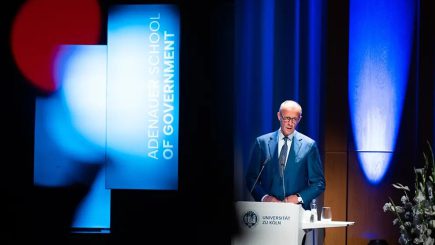 Breiter Protest gegen „wissenschaftliche“ Aufrüstung