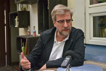 Stimmen aus Russland – Trumps neuer Russland-Kurs: Wenn die Ukraine plötzlich keine Rolle mehr spielt