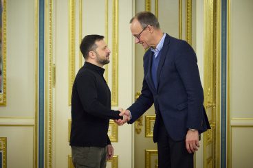 Merz kümmert sich um „finanzielle Resilienz“ der Ukraine